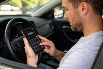 Quanto ganha motorista Uber em 2026 – vale a pena